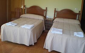 Hostal Catro Ventos